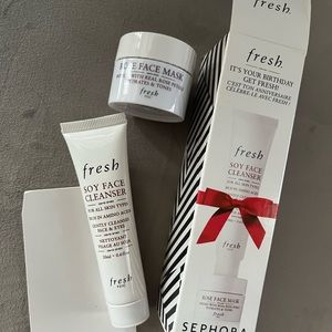 Fresh Beauty Bundle: Mask and Face Cleanser New in box